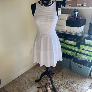 BCBGMax-Azria Sleeveless Dress | size S